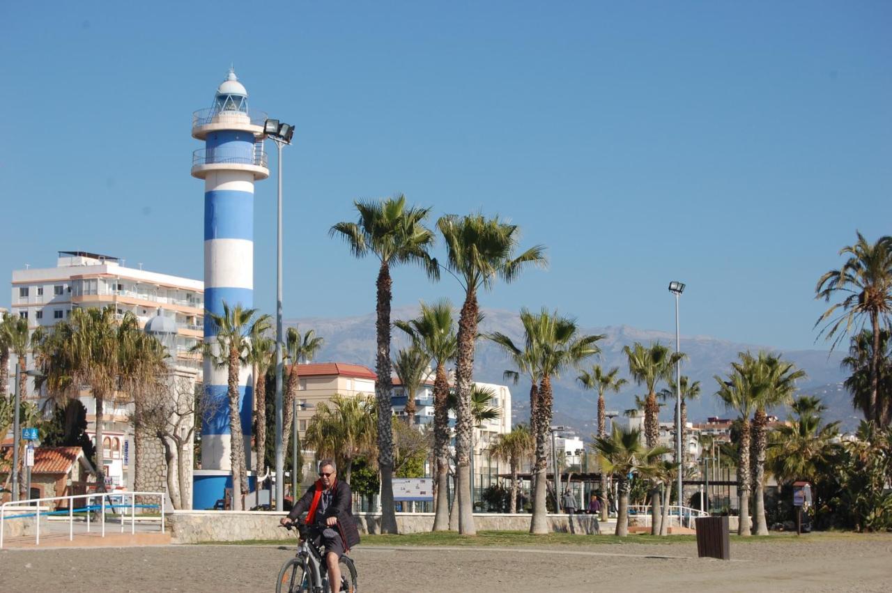 Atico Con Gran Terraza Y Vistas Al Mar Appartement Torre Del Mar Buitenkant foto