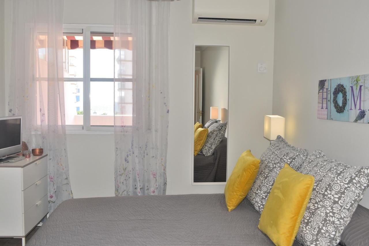 Atico Con Gran Terraza Y Vistas Al Mar Appartement Torre Del Mar Buitenkant foto